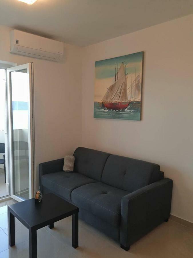 Studio Apartment Novi Vinodolski Esterno foto